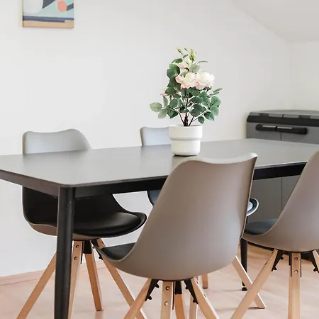 Apartment Feworld Living - *