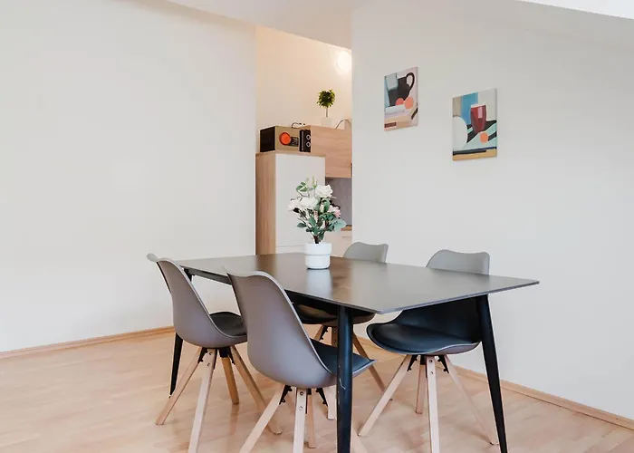 Lägenhet Feworld Living -